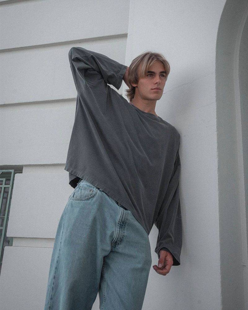 CAMISETA MANGA LARGA GRIS GOLD