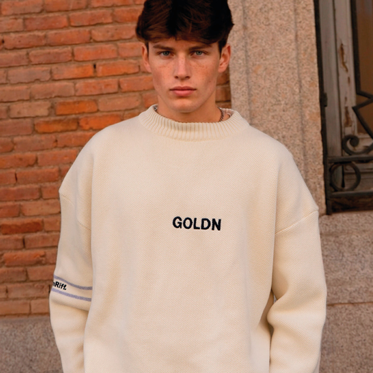 LAYOVER KNIT OFF-WHITE