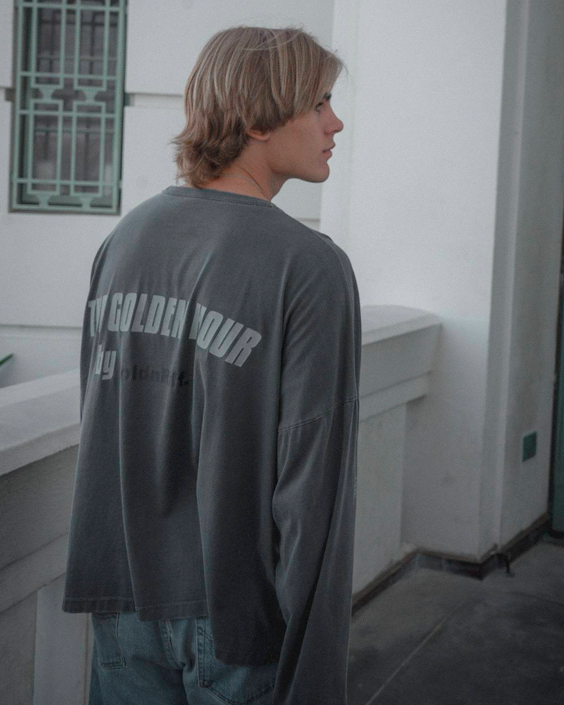 GOLD LONG SLEEVE TEE GREY